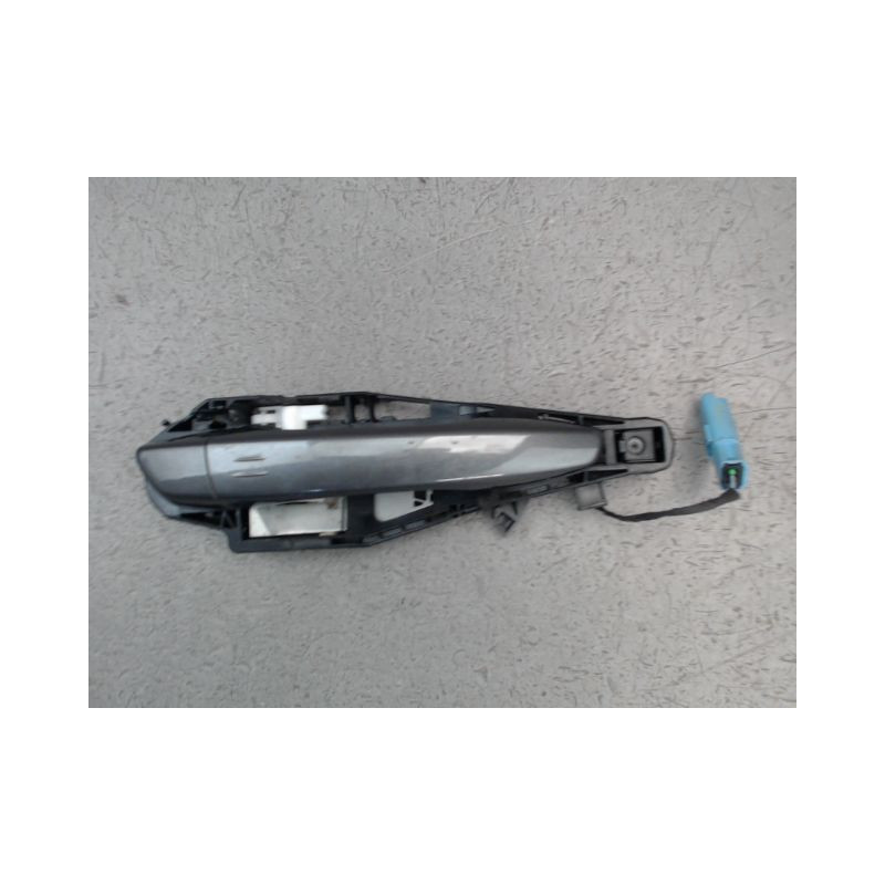 POIGNEE EXTERIEURE PORTE AVANT DROIT CITROEN BERLINGO