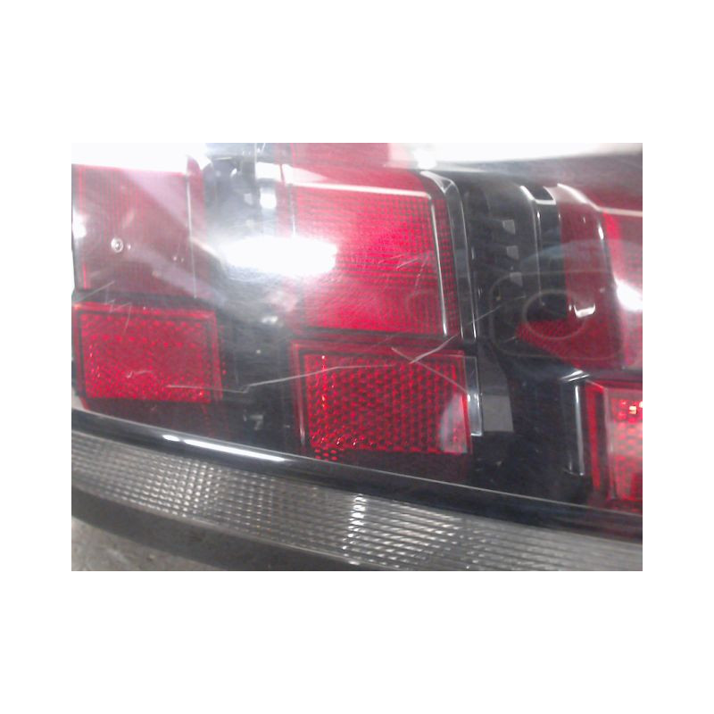 FEU ARRIERE GAUCHE  PEUGEOT 208