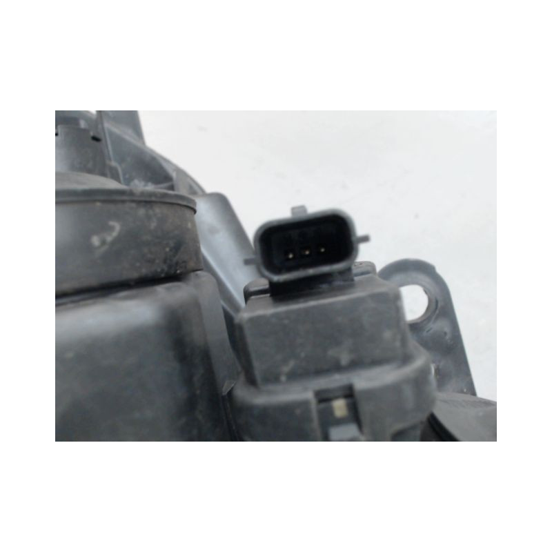 PHARE GAUCHE RENAULT CLIO