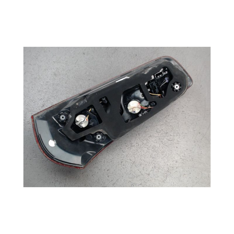 FEU ARRIERE GAUCHE  CITROEN C4