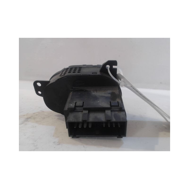 COMMANDE ECLAIRAGE FORD FOCUS 98-04