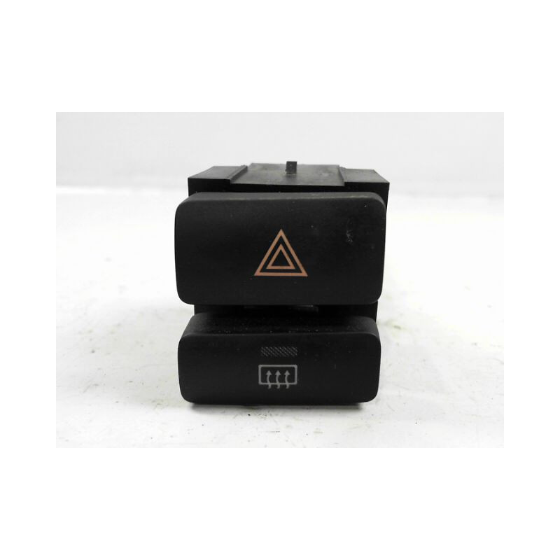 BOUTON DE WARNING TOYOTA COROLLA 2002-