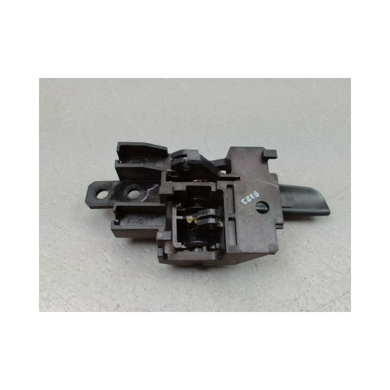 POIGNEE INTERIEURE PORTE AVANT GAUCHE MITSUBISHI SPACESTAR