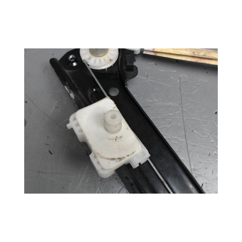 MECANISME+MOTEUR LEVE-GLACE AVANT DROIT PEUGEOT 308