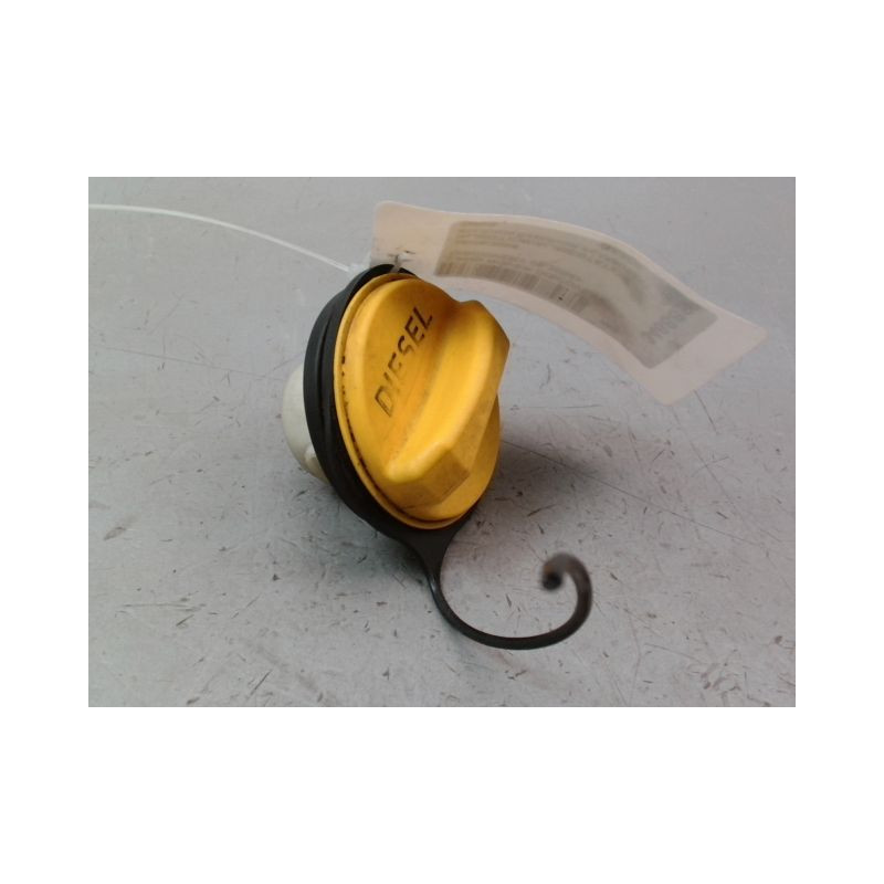 BOUCHON RESERVOIR A CARBURANT LAND ROVER DISCOVERY 2004-