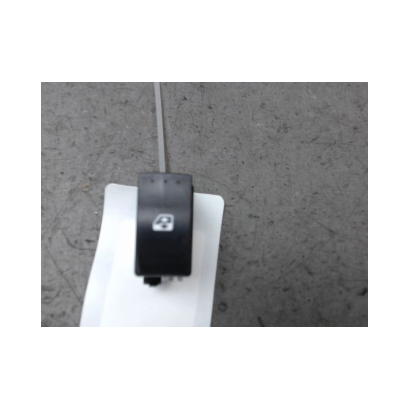 COMMANDE LEVE-GLACE PORTE AVD RENAULT CLIO II PH.2 01-06