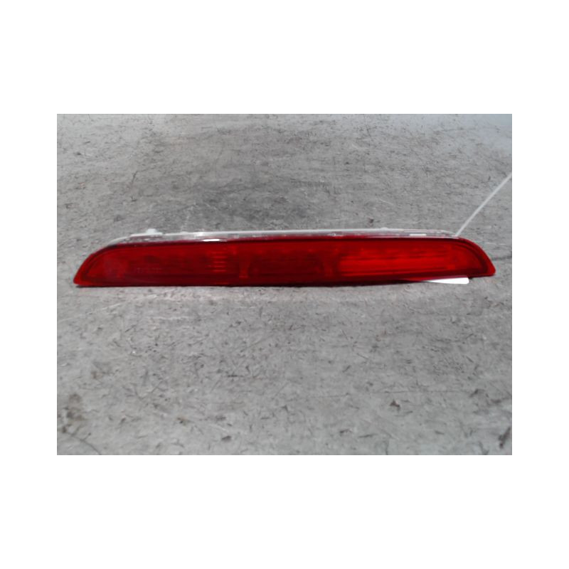 FEUX STOP SUPPLEMENTAIRE MAZDA MAZDA 5