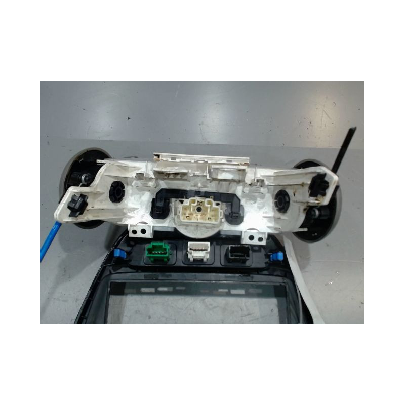 COMMANDE DE CHAUFFAGE TOYOTA AYGO