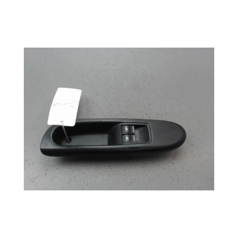 COMMANDE LEVE-GLACE PORTE AVG RENAULT CLIO