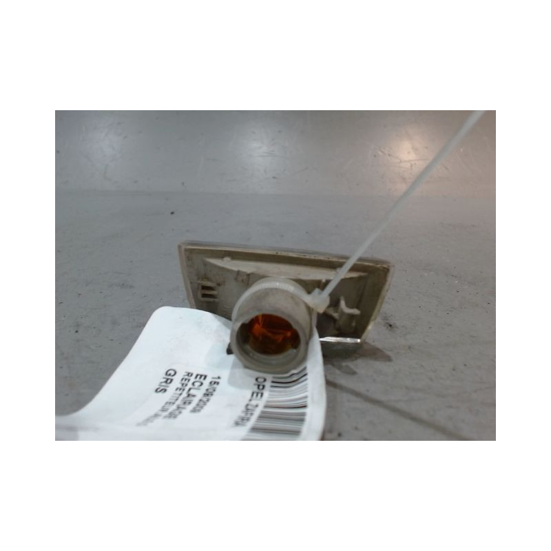 REPETITEUR AILE GAUCHE OPEL ZAFIRA