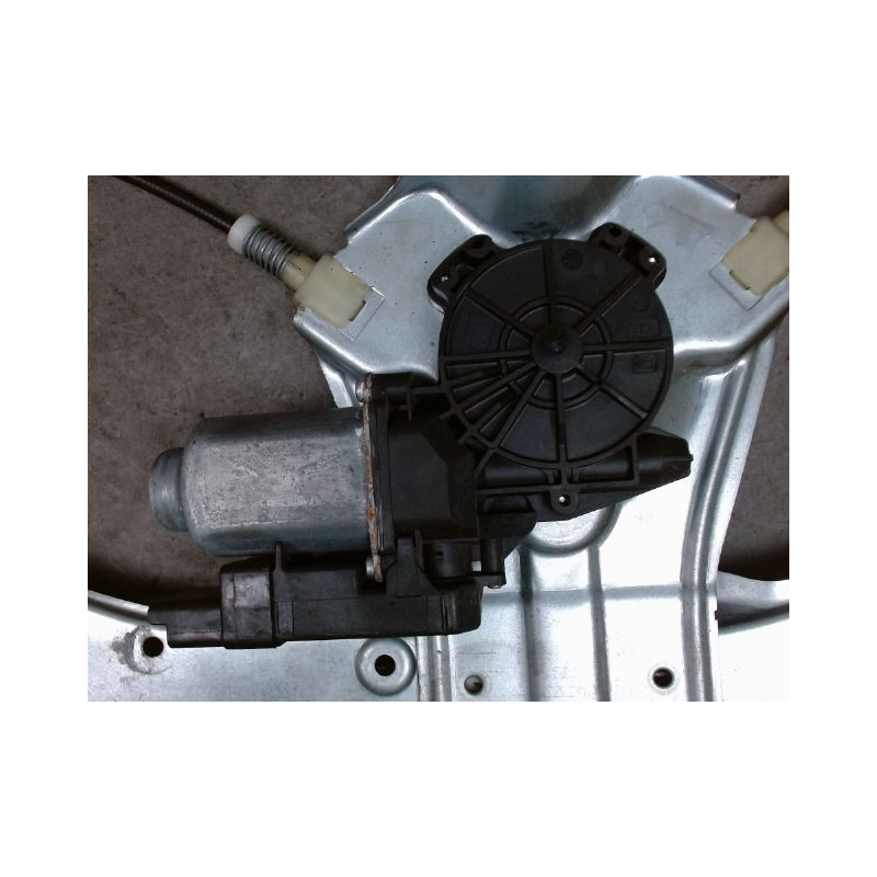 MECANISME+MOTEUR LEVE-GLACE AVANT GAUCHE RENAULT CLIO III 2009-