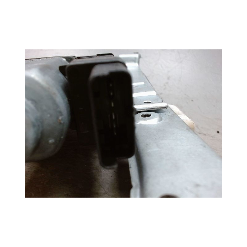 MECANISME+MOTEUR LEVE-GLACE AVANT GAUCHE RENAULT CLIO III 2009-