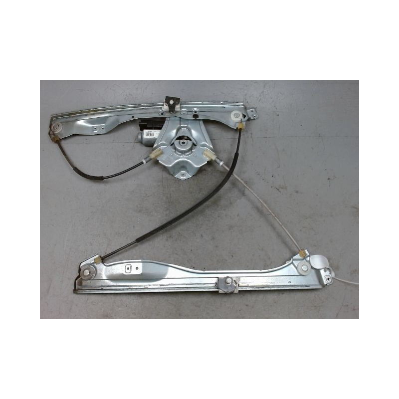 MECANISME+MOTEUR LEVE-GLACE AVANT GAUCHE RENAULT CLIO III 2009-