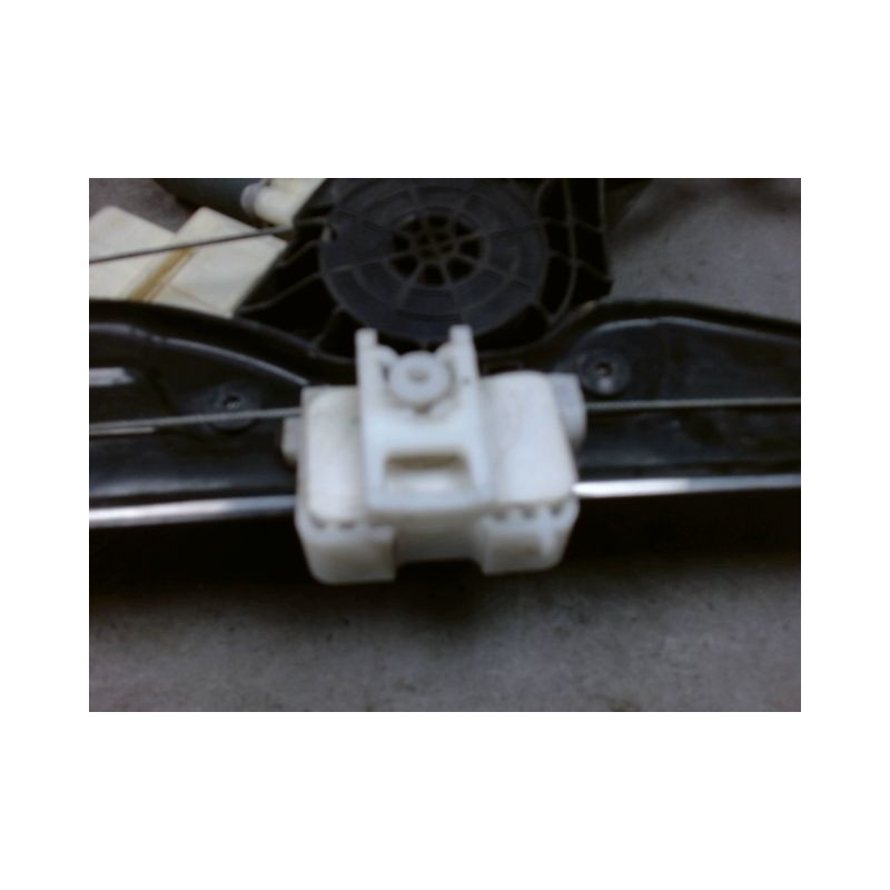 MECANISME+MOTEUR LEVE-GLACE AVANT DROIT PEUGEOT 308