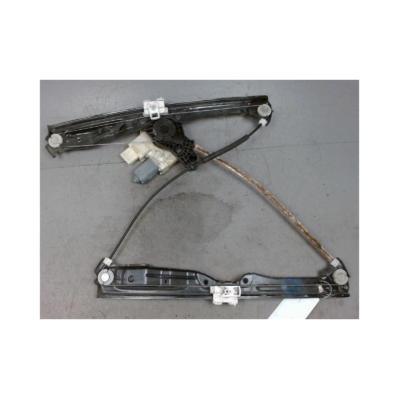 MECANISME+MOTEUR LEVE-GLACE AVANT GAUCHE PEUGEOT 308