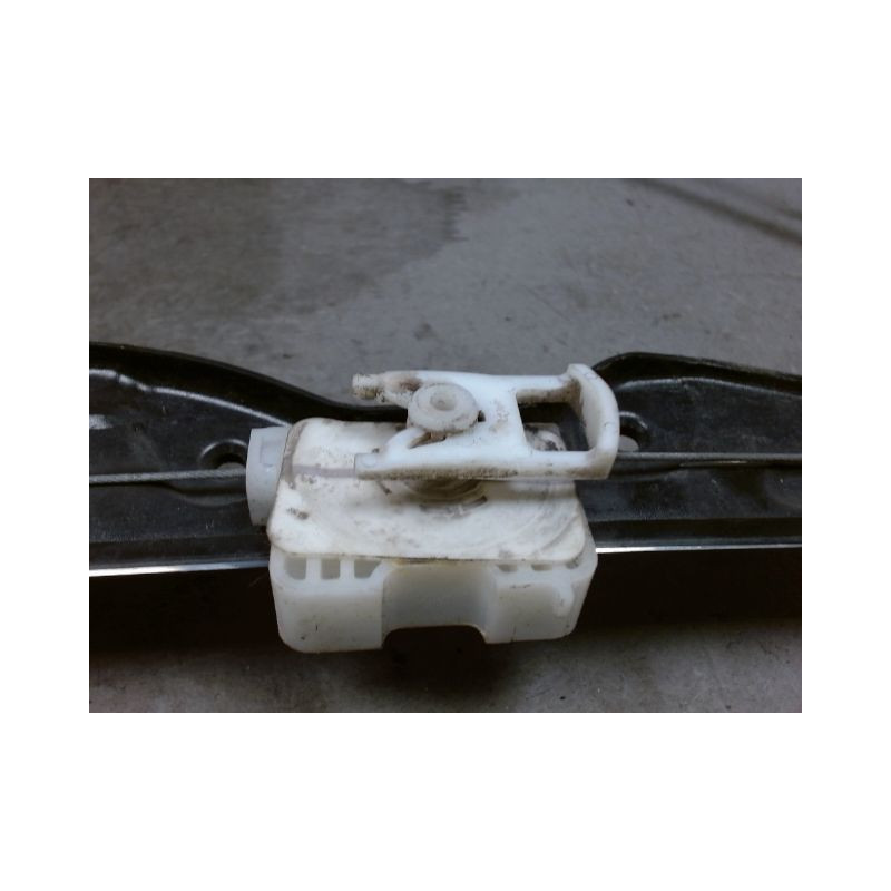 MECANISME+MOTEUR LEVE-GLACE AVANT GAUCHE PEUGEOT 308