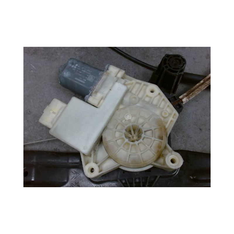 MECANISME+MOTEUR LEVE-GLACE AVANT GAUCHE PEUGEOT 308