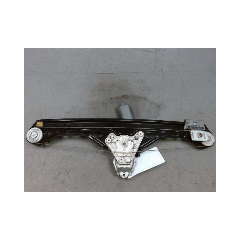 MECANISME+MOTEUR LEVE-GLACE ARRIERE DROIT MERCEDES CLASSE C 2000-