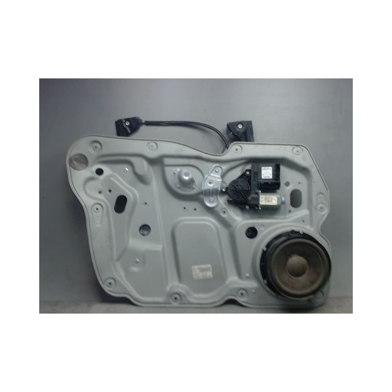 MECANISME+MOTEUR LEVE-GLACE AVANT GAUCHE VOLKSWAGEN CADDY COMBI 2004-