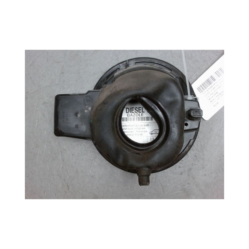 VOLET DE TRAPPE CARBURANT VOLKSWAGEN GOLF VI 2008-