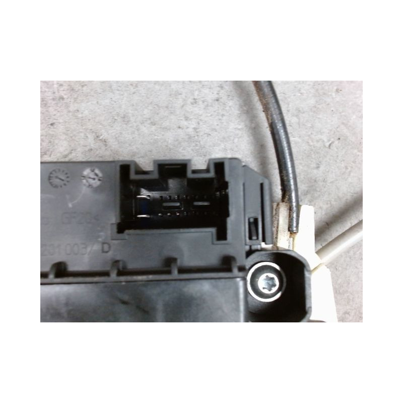 MECANISME+MOTEUR LEVE-GLACE ARRIERE DROIT VOLKSWAGEN POLO 2009-