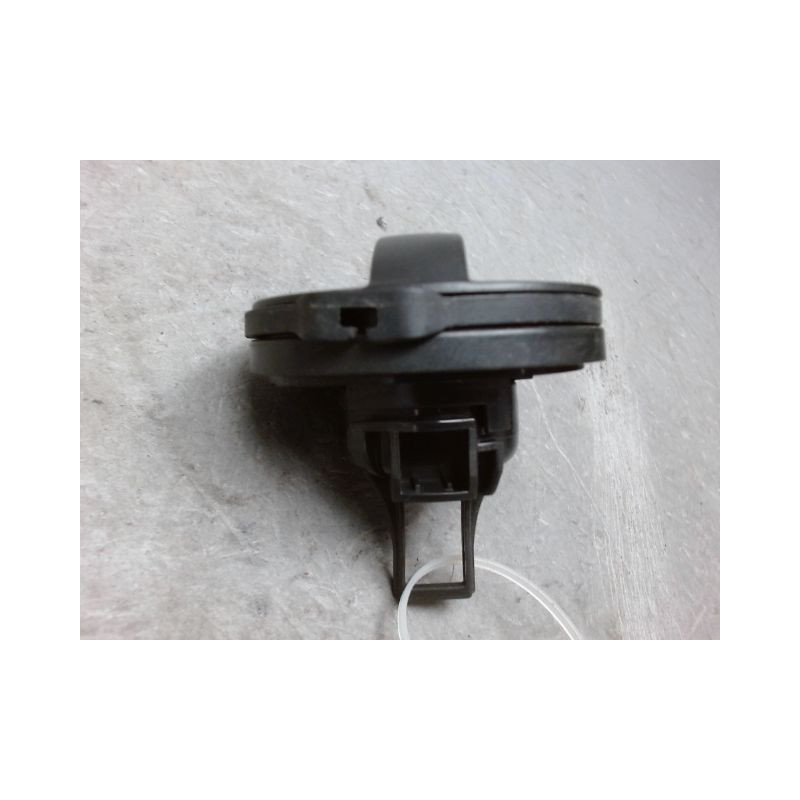 BOUCHON RESERVOIR A CARBURANT PEUGEOT 508