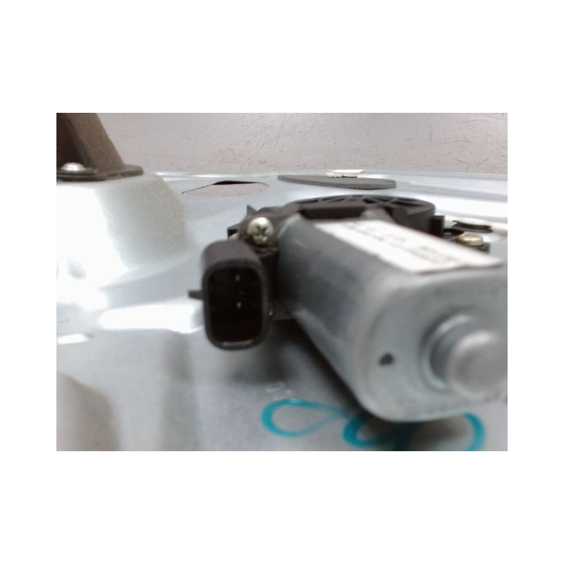 MECANISME+MOTEUR LEVE-GLACE ARRIERE DROIT FIAT STILO 5P