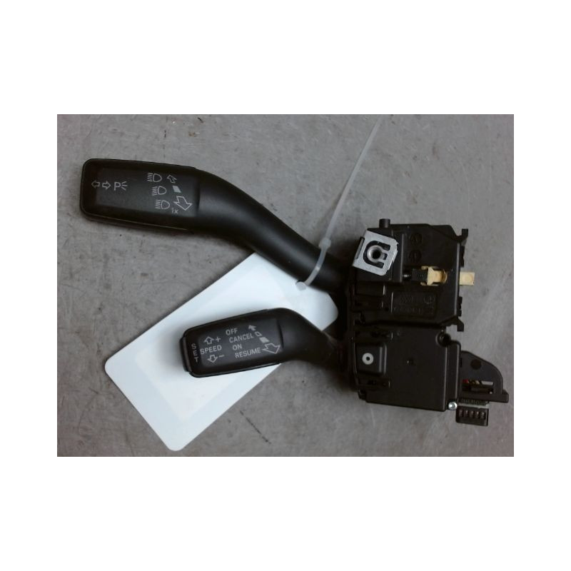 COMMANDE CLIGNOTANT AUDI A3 SPORTBACK