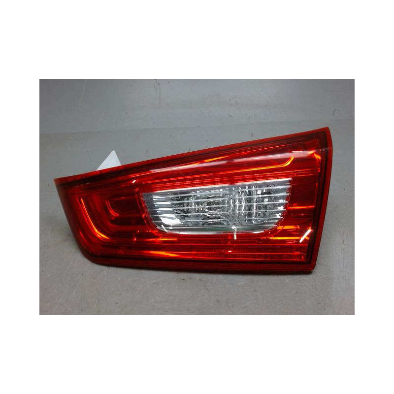 FEU ARRIERE INTERIEUR DROIT MITSUBISHI ASX