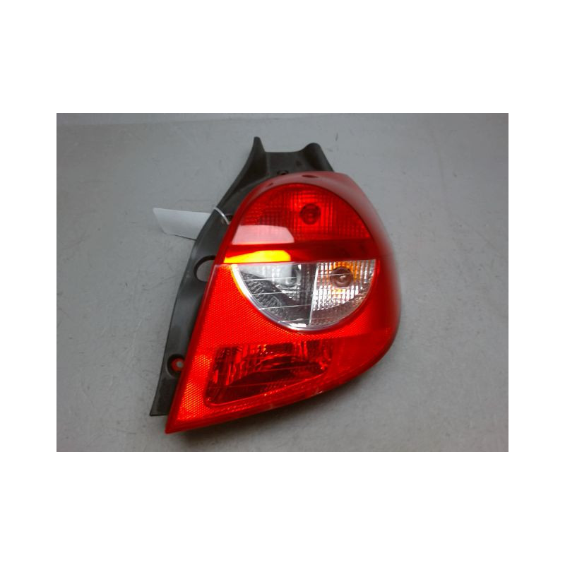 FEU ARRIERE DROIT RENAULT CLIO III 2005-
