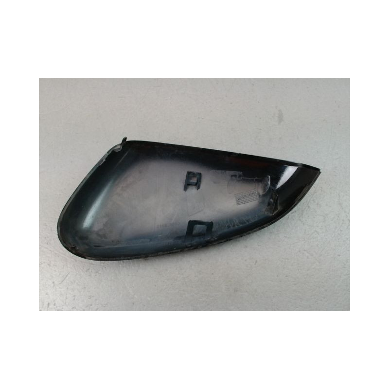 CARENAGE RETROVISEUR EXTERIEUR DROIT PEUGEOT 5008