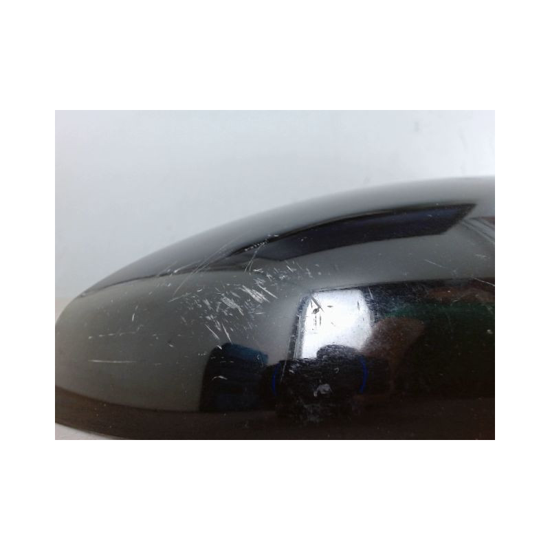 CARENAGE RETROVISEUR EXTERIEUR DROIT PEUGEOT 5008