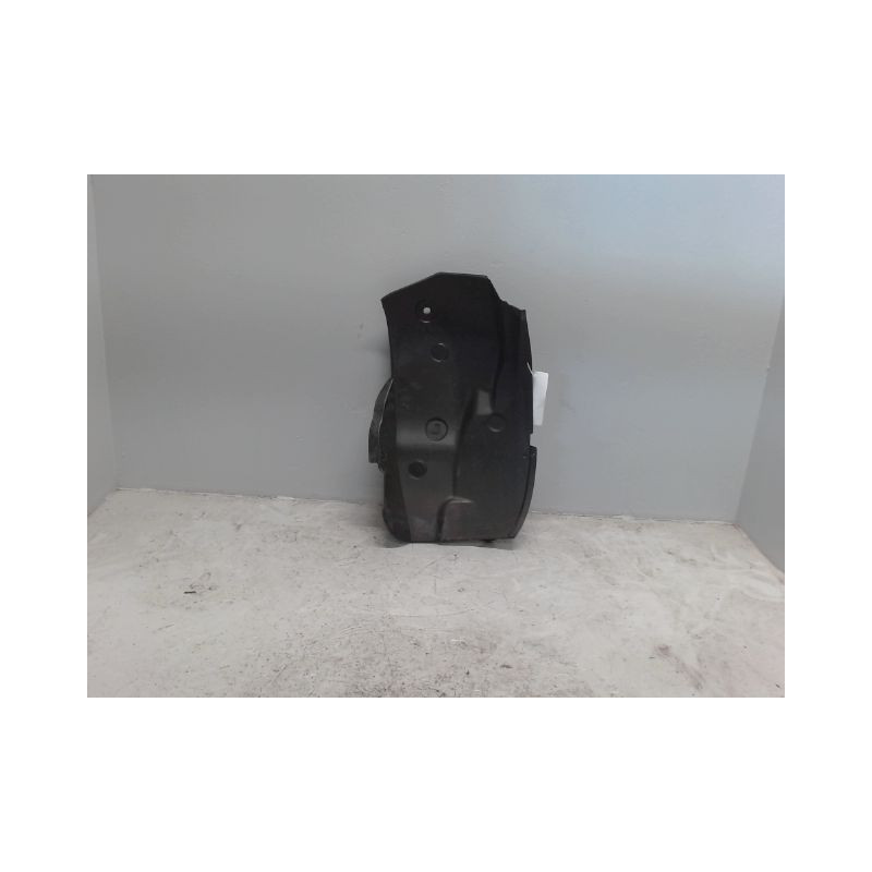 PARE-BOUE ARRIERE GAUCHE DACIA SANDERO 2008-