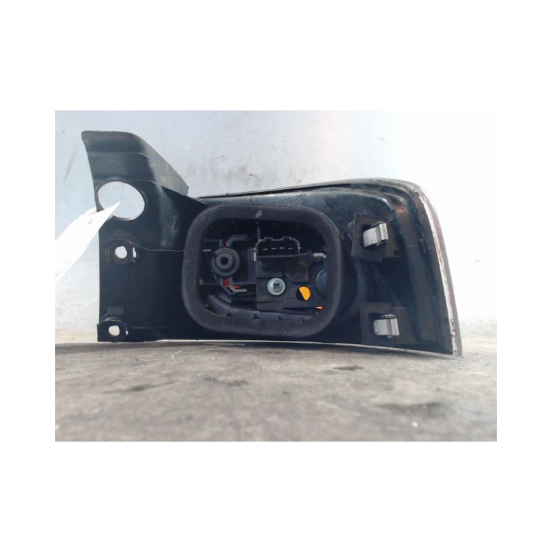 FEU ARRIERE GAUCHE  SEAT IBIZA 2002-2006