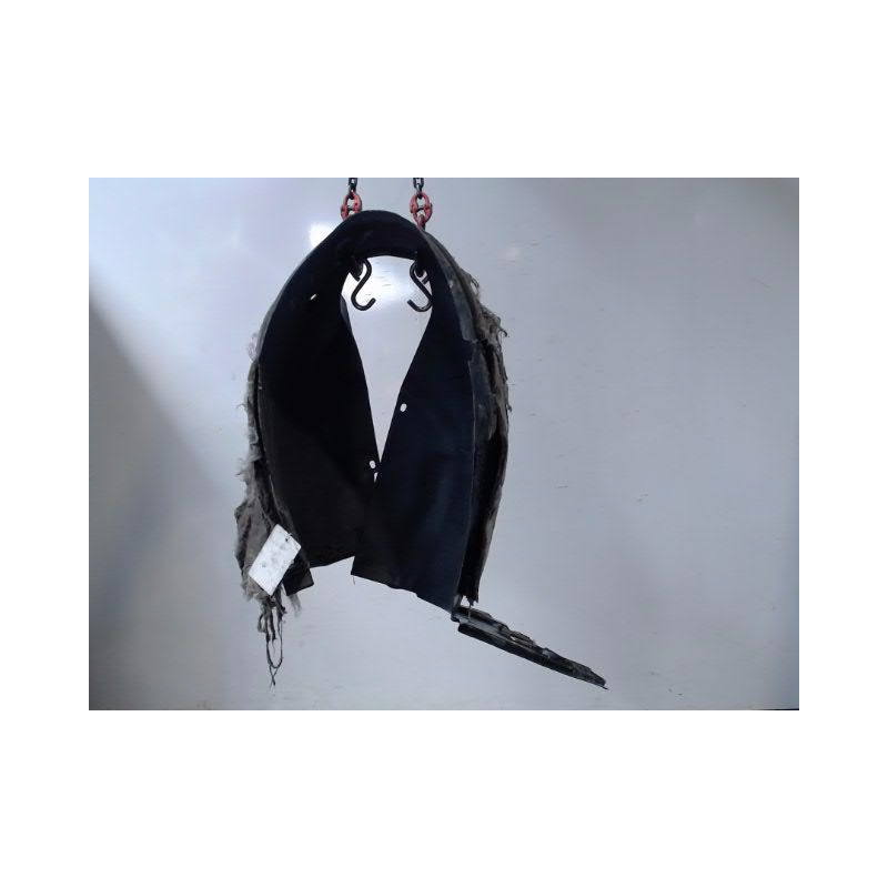 PARE-BOUE AVANT DROIT PEUGEOT 207