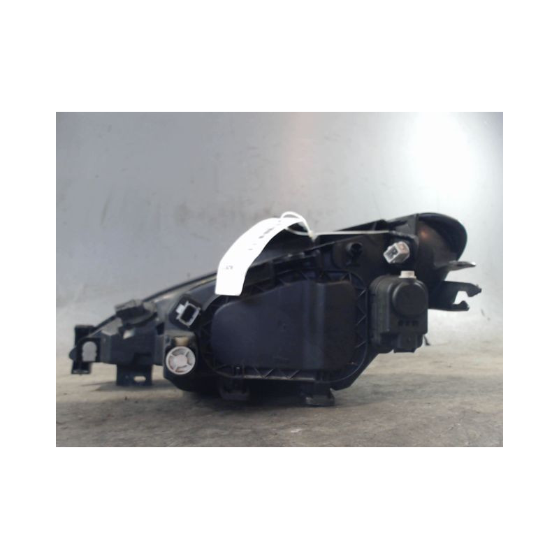 PHARE DROIT PEUGEOT 206 5P