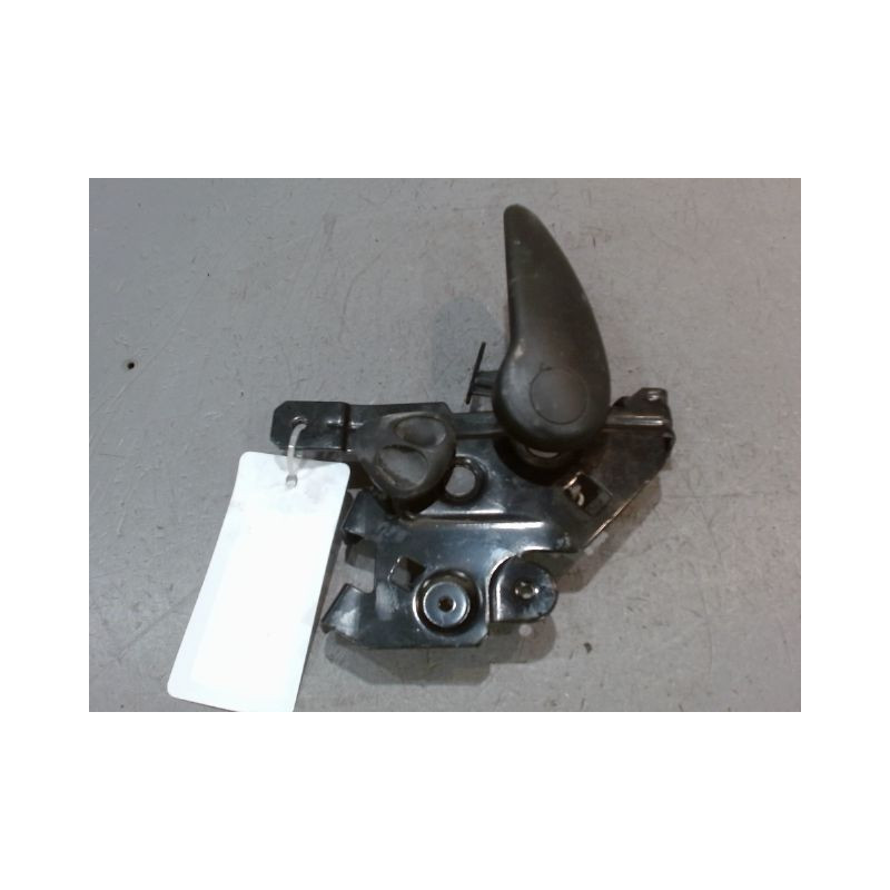 POIGNEE INTERIEURE PORTE COULISSANTE DROIT RENAULT TRAFIC