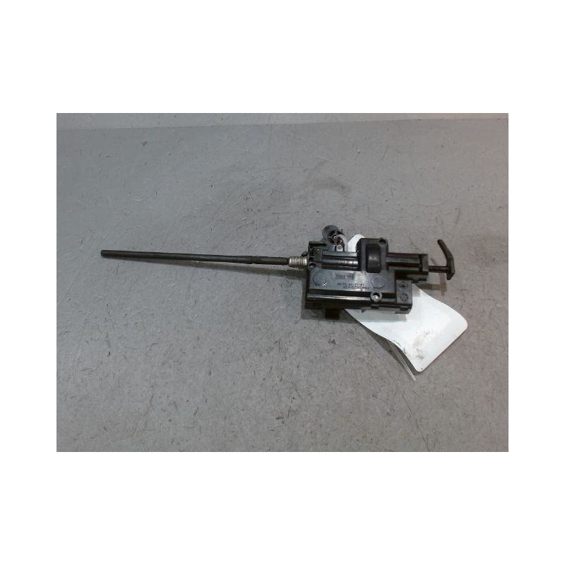 ACTIONNEUR TRAPPE CARBURANT RENAULT CLIO
