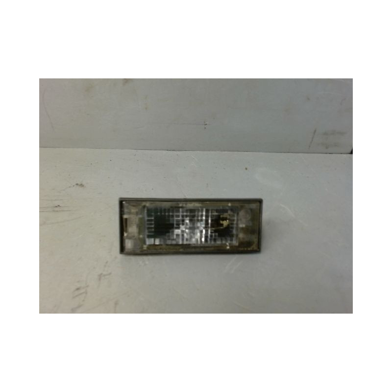 ECLAIREUR PLAQUE DE POLICE GAUCHE RENAULT MEGANE CC
