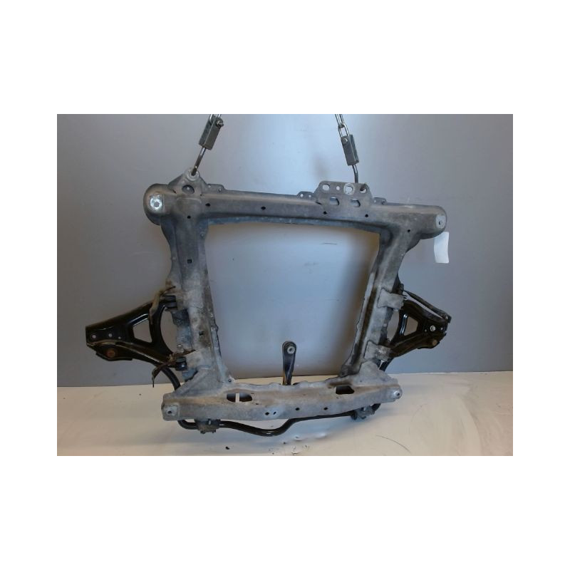 BERCEAU MOTEUR AVANT RENAULT CLIO