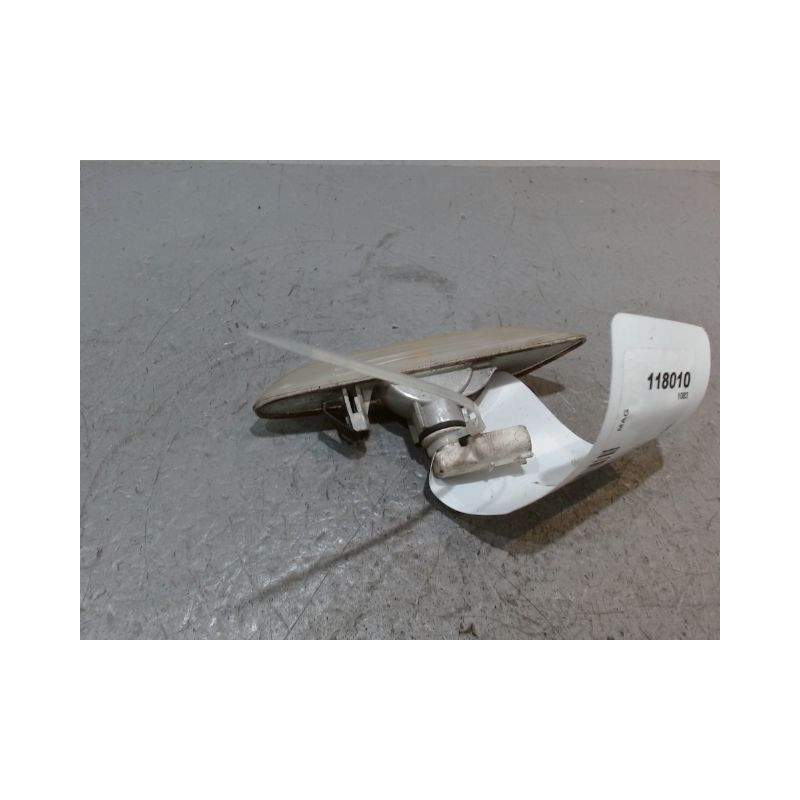 REPETITEUR AILE DROIT B.M.W. SERIE 1