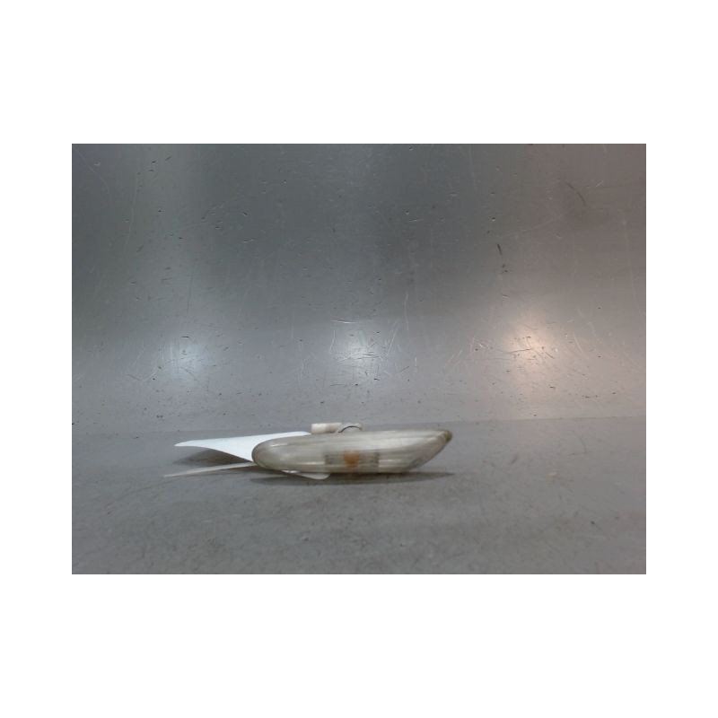 REPETITEUR AILE GAUCHE B.M.W. SERIE 1