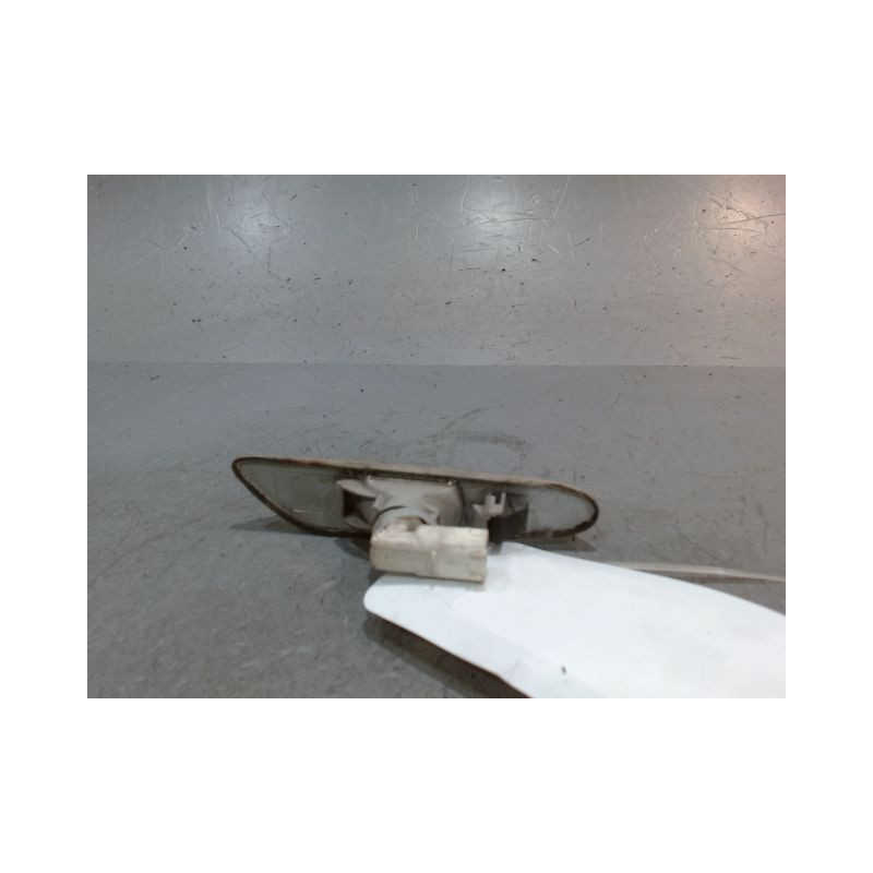 REPETITEUR AILE GAUCHE B.M.W. SERIE 1