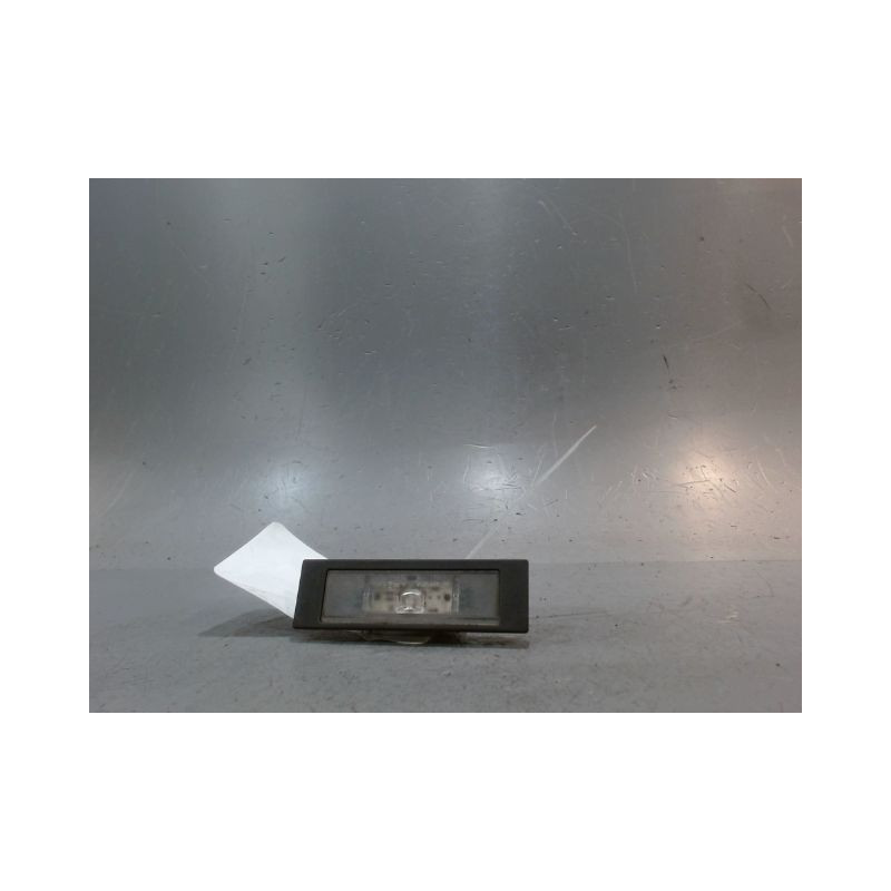 ECLAIREUR PLAQUE DE POLICE GAUCHE B.M.W. SERIE 1
