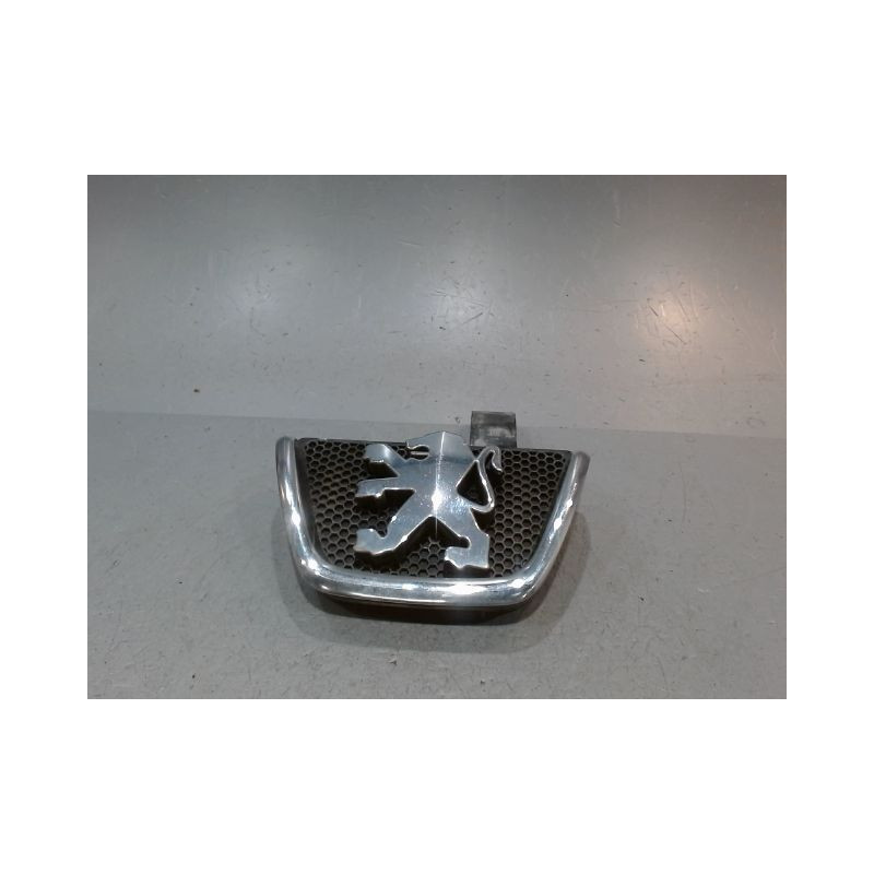 SIGLE CALANDRE PEUGEOT 206
