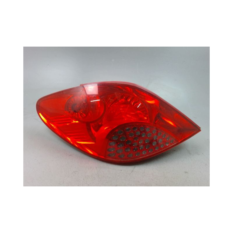 FEU ARRIERE GAUCHE  PEUGEOT 207 2006-2013