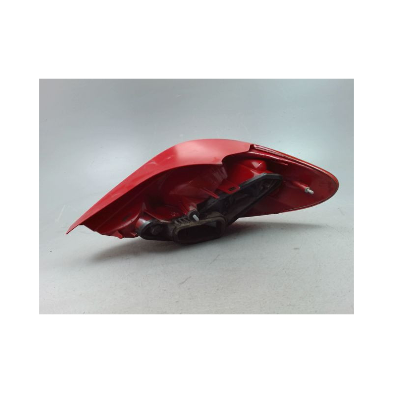 FEU ARRIERE GAUCHE  PEUGEOT 207 2006-2013