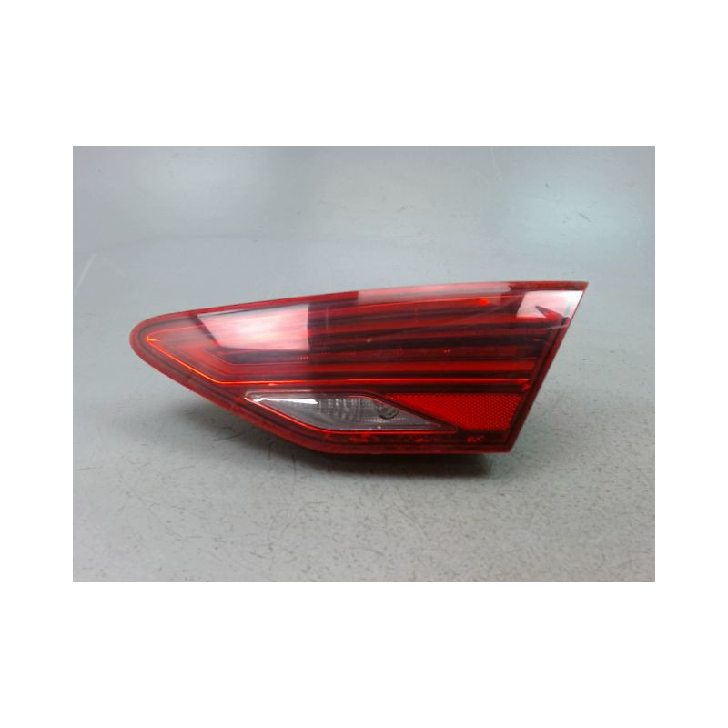 FEU ARRIERE INTERIEUR DROIT SEAT LEON 2009-