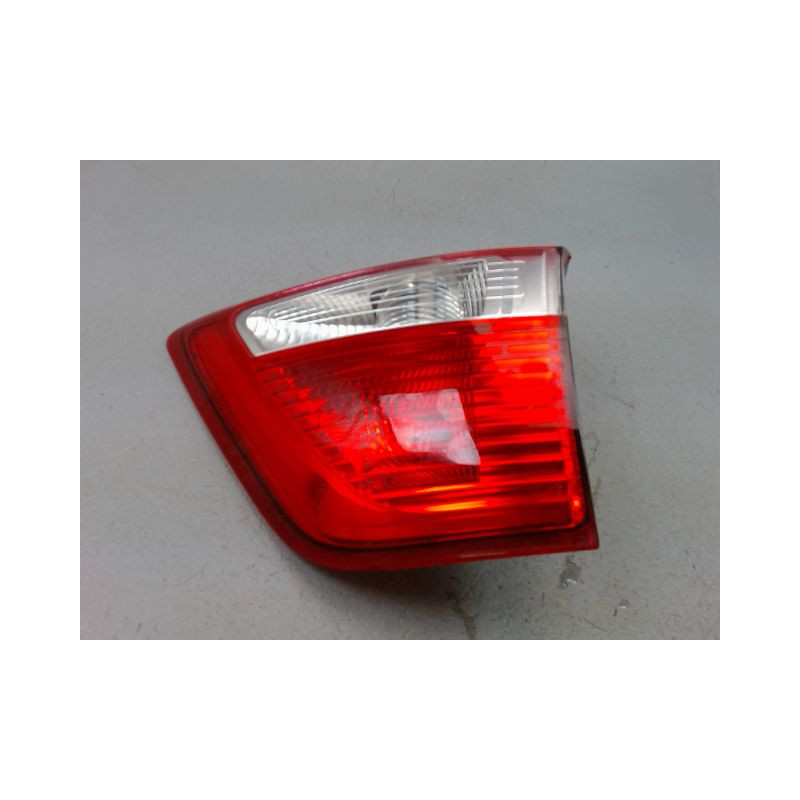 FEU ARRIERE INTERIEUR DROIT FORD C-MAX