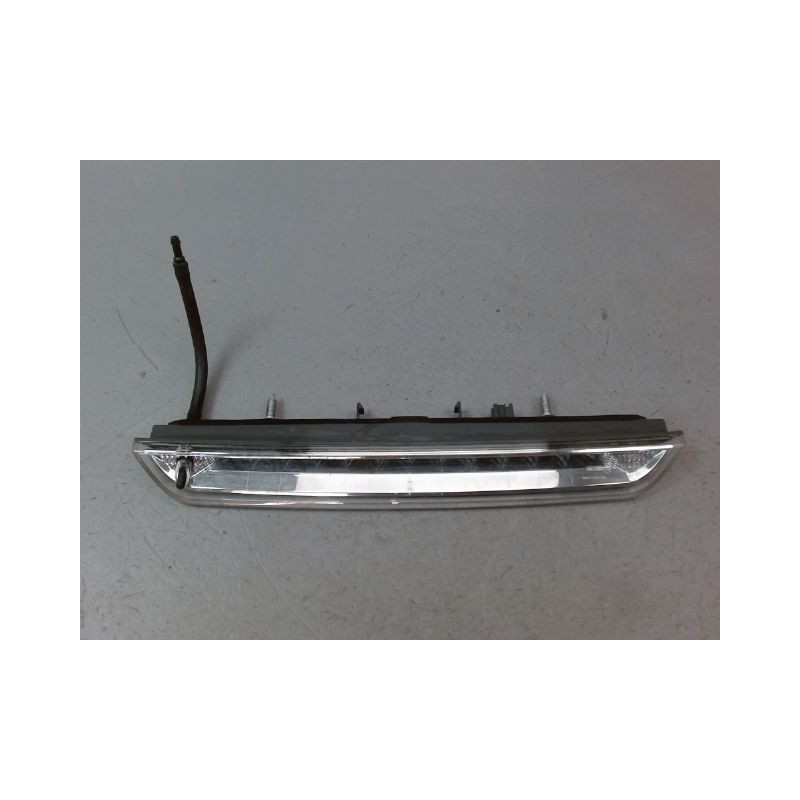 FEUX STOP SUPPLEMENTAIRE PEUGEOT 2008 Phase 1 2013-...
